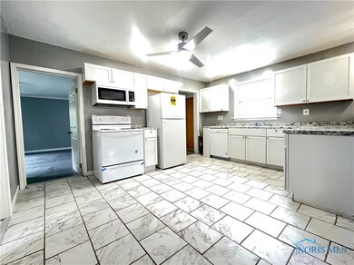 1940 Fairfax Rd, Toledo, OH 43613 - photo 5