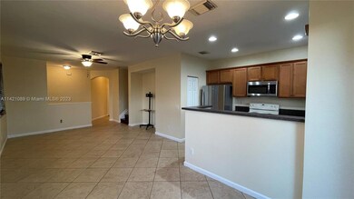 3123 Laurel Ridge Cir, Riviera Beach, FL 33404 - photo 6