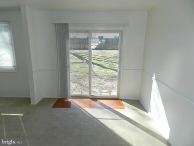 17332 Fletchall Rd, Poolesville, MD 20837 - photo 5