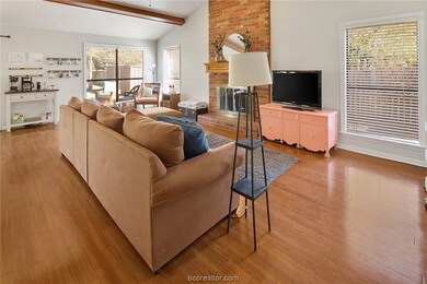 1705 Laura Ln unit CS, College Station, TX 77840 - photo 5