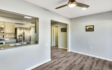 14036 N Newcastle Dr, Sun City, AZ 85351 - photo 5