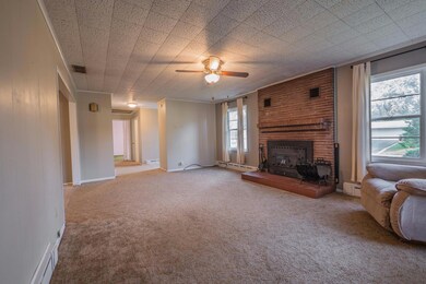 1212 Bond St Moberly MO 65270-large-003-