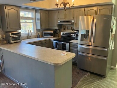 5549 Olde Mill Run, Stroudsburg, PA 18360 - photo 6