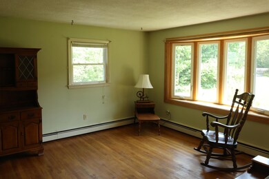 1586 Us Route 1, Cape Neddick, ME 03902 - photo 2