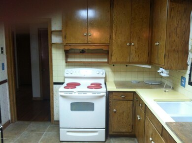 5002 Bedford Forest Dr, Jacksonville, FL 32210 - photo 5