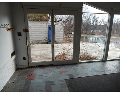 10 Poplar St, Turners Falls, MA 01376 - photo 6