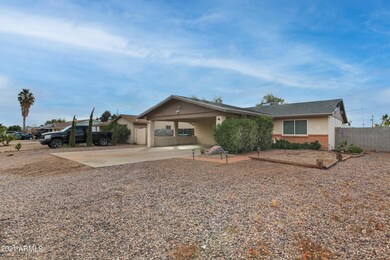 1800 S Apache Dr-3