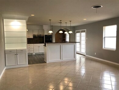 211 Upper Colorado Dr, Bay City, TX 77414 - photo 2