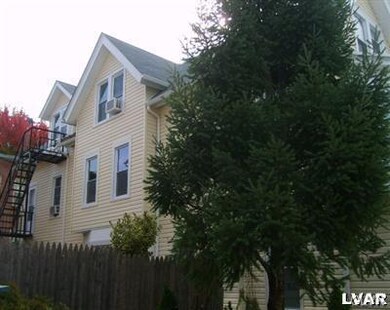 1742 W Linden St, Allentown, PA 18104 - photo 2