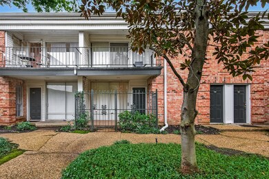 3400 Timmons Ln unit 31, Houston, TX 77027 - photo 4