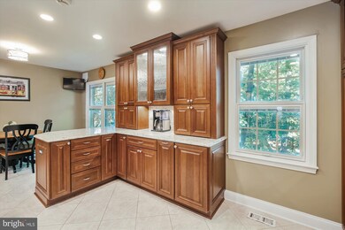 5006 Domain Place, Alexandria, VA 22311 - photo 4