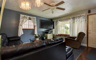 Minnesota Living Room 3