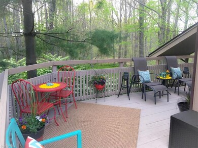 WRAP AROUND DECK. RECENTLY REPAINTED.