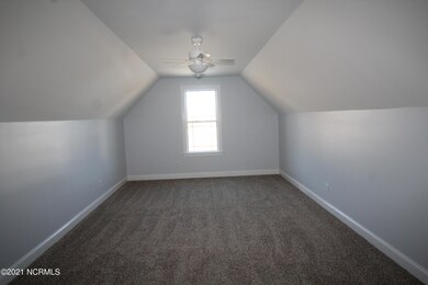 901 Dearborn Ct, Winterville, NC 28590 - photo 3