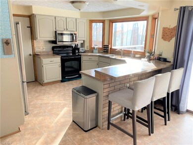 Spacious Kitchen!