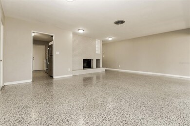 4036 Overlook Dr NE, Saint Petersburg, FL 33703 - photo 6