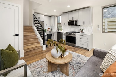 1120 16th Ave unit C, Seattle, WA 98122 - photo 4