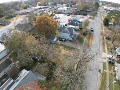 707 S Wright St, Siloam Springs, AR 72761 - photo 4