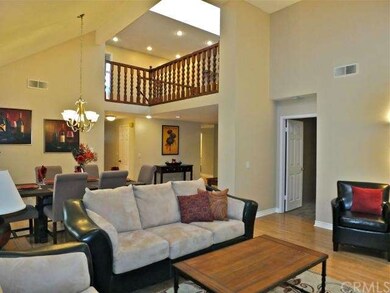 Open Floorplan, Loft, Cathedral Ceilings, and Skyl