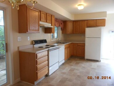 441 Shook Ave, Stroudsburg, PA 18360 - photo 3