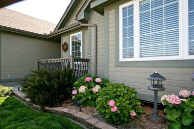 4408 SW Lyndsie Ct, Lees Summit, MO 64082 - photo 2