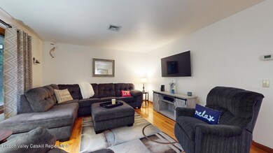 117 Minnewaska Trail, Kerhonkson, NY 12446 - photo 3