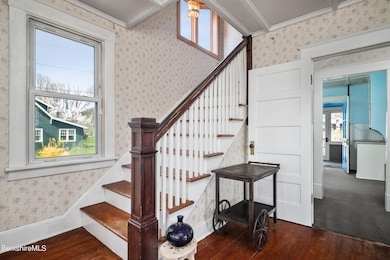 Foyer Staircase
