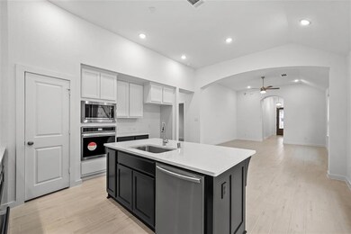 Open kitchen

