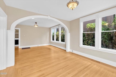 674 11th St, Astoria, OR 97103 - photo 7