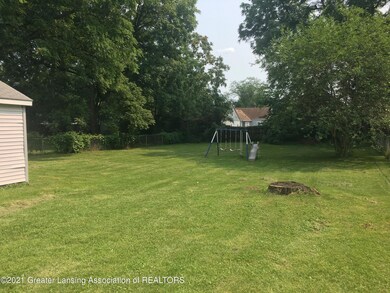 123 W Berry Ave, Lansing, MI 48910 - photo 3