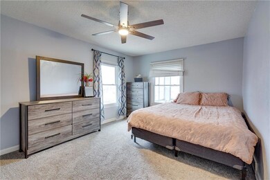 2425 E Walnut St, Des Moines, IA 50317 - photo 7