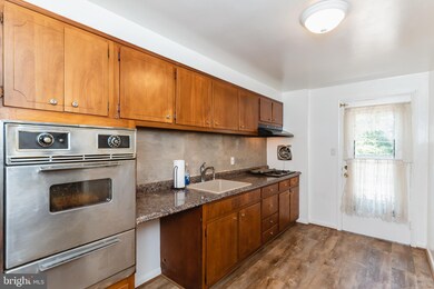 5104 Circle Place, Halethorpe, MD 21227 - photo 4