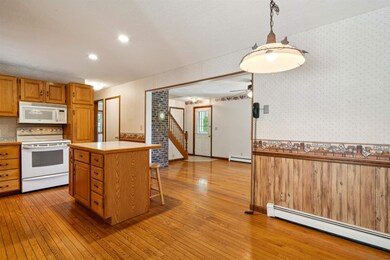 250 Cross St, Hartford, VT 05001 - photo 6