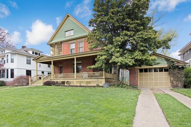 Exterior Pic_Page_02