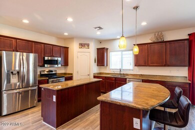 16859wmagnoliastreet-15