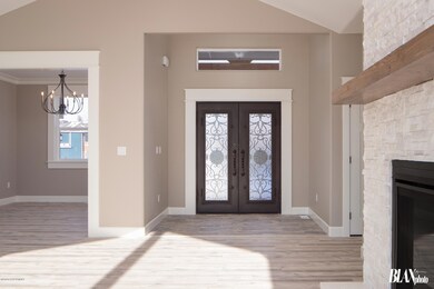 102_030520_realestate
