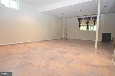 7707 Maritime Ln, Springfield, VA 22153 - photo 5