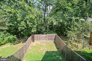 14336 Beaker Ct, Burtonsville, MD 20866 - photo 7