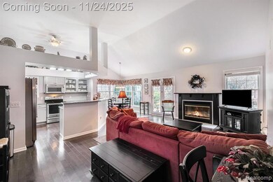 4089 Split Rail Ln, Fenton, MI 48430 - photo 7