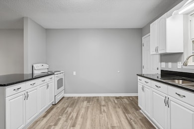 1469 Hickory Grove Rd, Ringgold, GA 30736 - photo 5