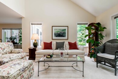3 Canterbury Way - Living Room