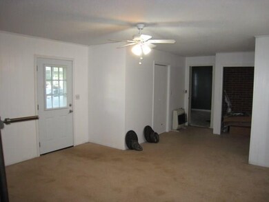 118 Berry Rd, Boiling Springs, SC 29316 - photo 4