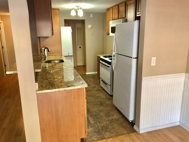 145 Cannongate III unit 3, Nashua, NH 03063 - photo 3