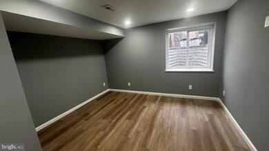 1837 S 22nd St unit B, Philadelphia, PA 19145 - photo 5