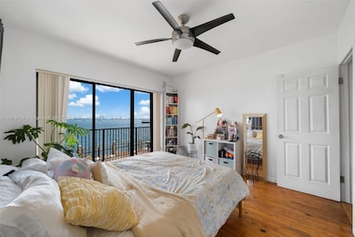 7845 NE Bayshore Ct unit 10, Miami, FL 33138 - photo 4