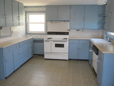 51 Scantic Rd, Hampden, MA 01036 - photo 5