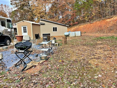 575 J D Walden Rd, Ten Mile, TN 37880 - photo 4