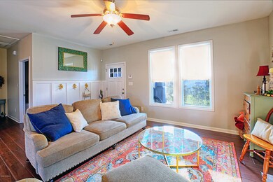 Living Room (2)