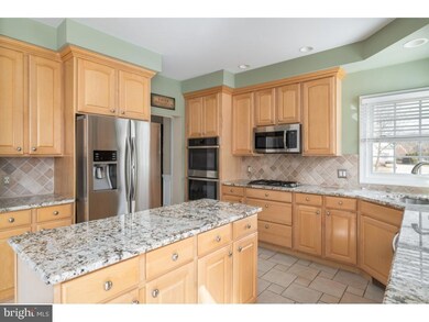 8 Tara Dr, Mount Laurel, NJ 08054 - photo 4