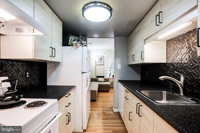 9120 Lambskin Ln, Columbia, MD 21045 - photo 6